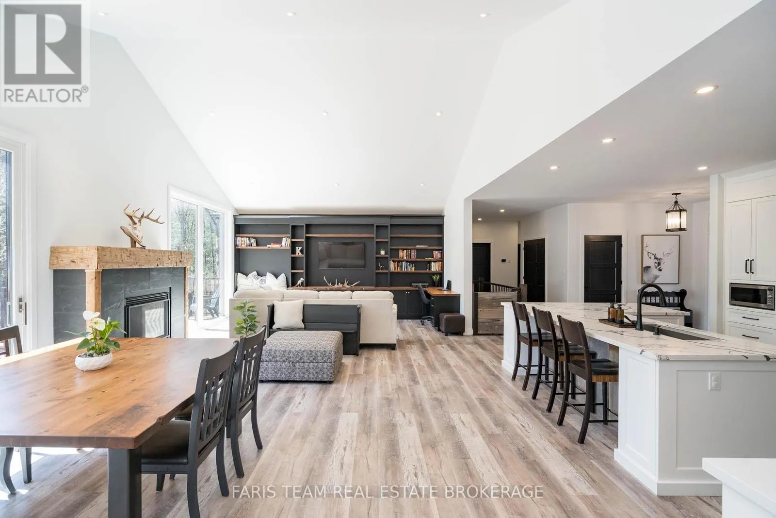 151 MOUNT SAINT LOUIS ROAD E