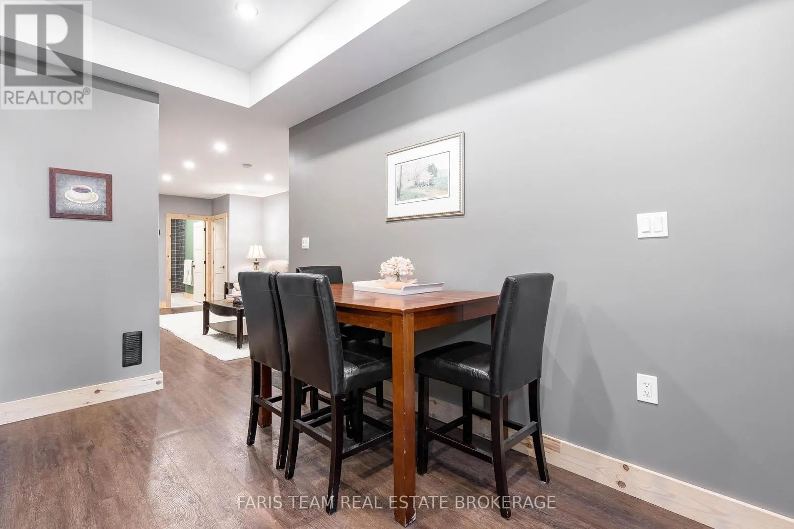 151 MOUNT SAINT LOUIS ROAD E