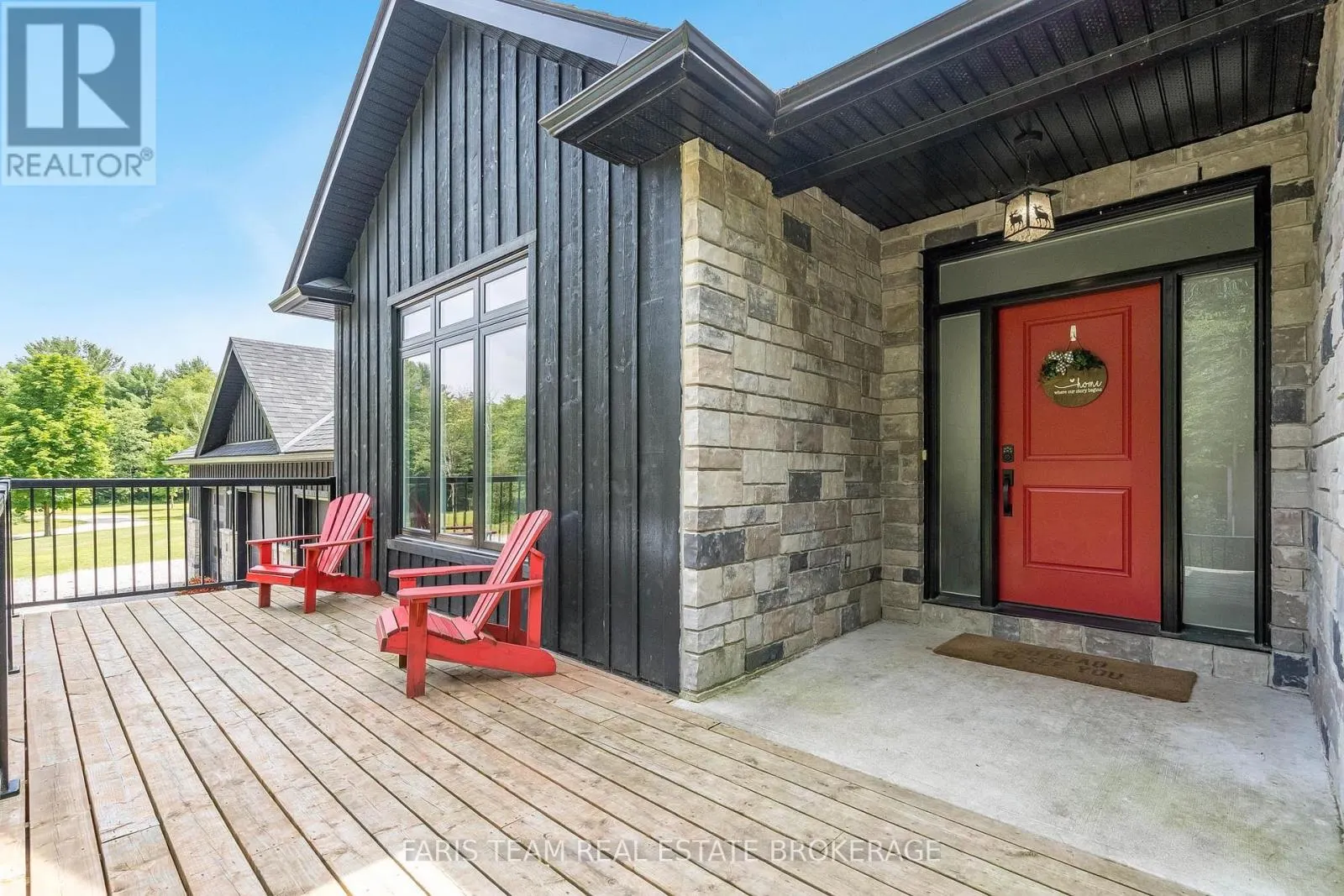 151 MOUNT SAINT LOUIS ROAD E