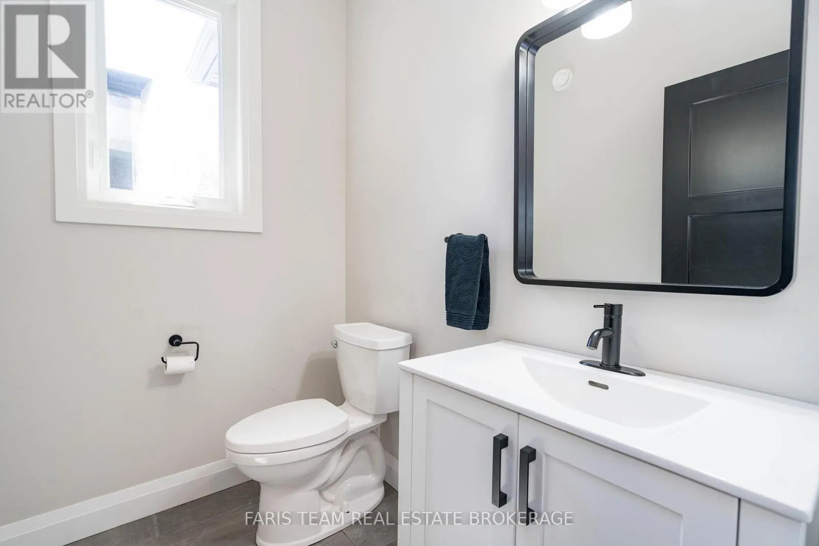 151 MOUNT SAINT LOUIS ROAD E