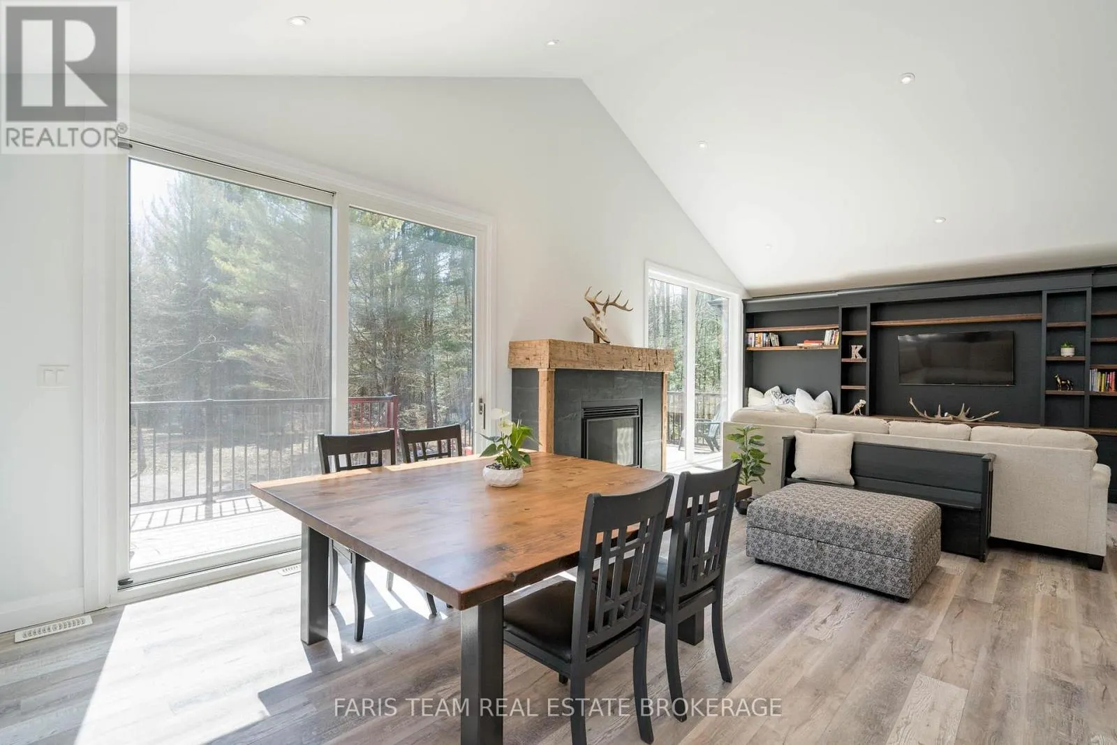 151 MOUNT SAINT LOUIS ROAD E