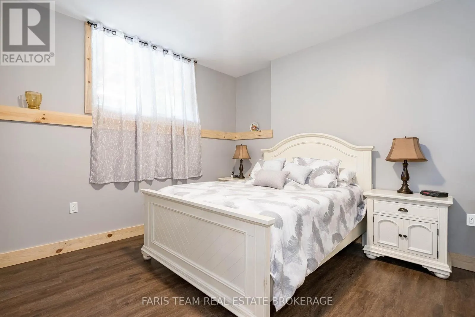 151 MOUNT SAINT LOUIS ROAD E