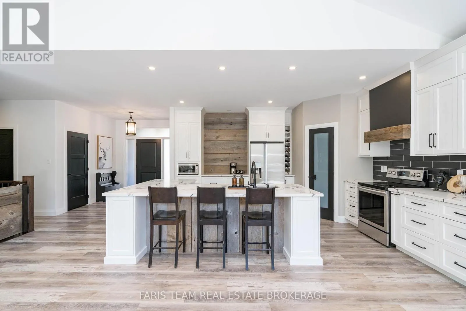 151 MOUNT SAINT LOUIS ROAD E