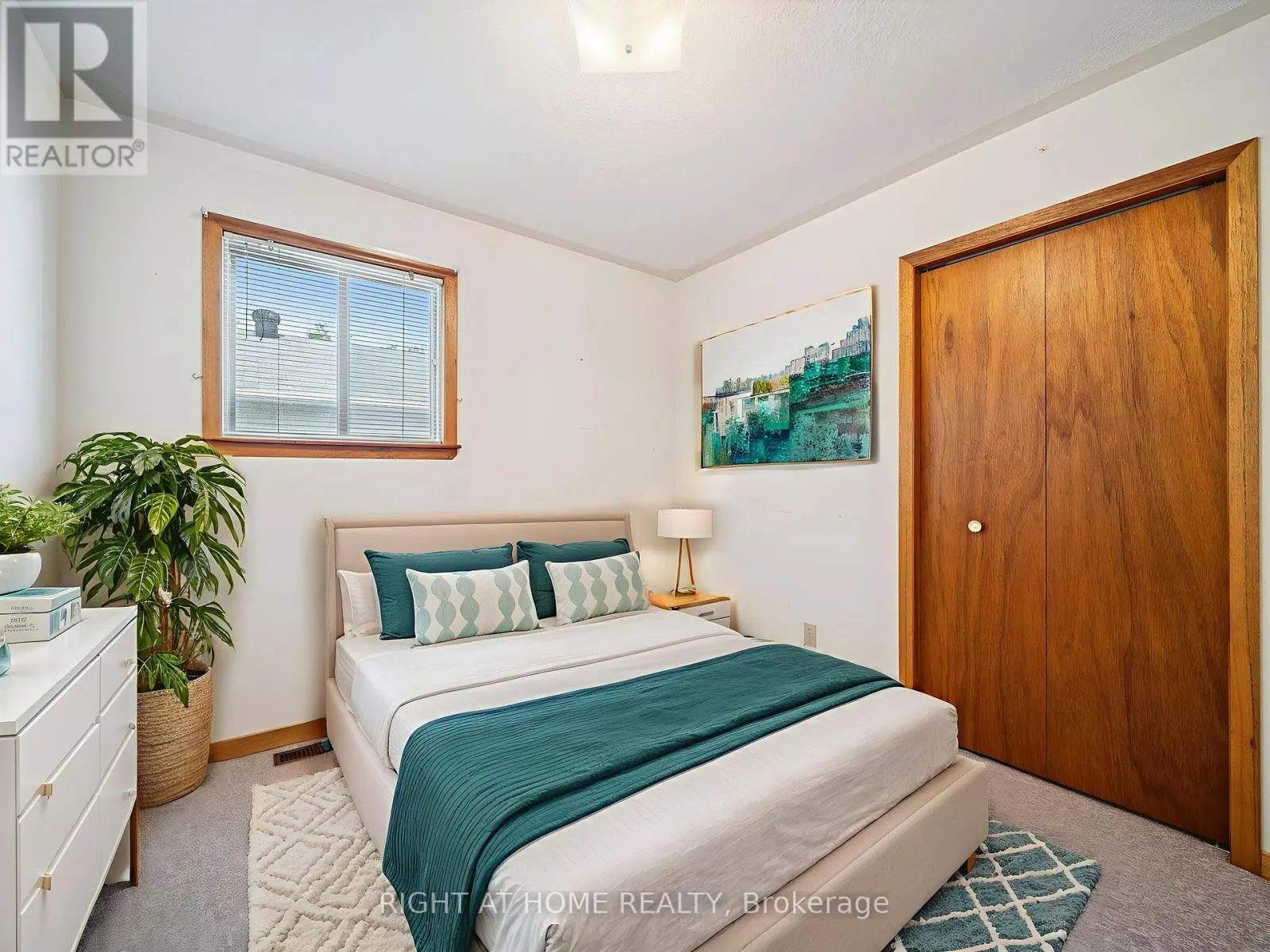 8 CHRISTINE PLACE