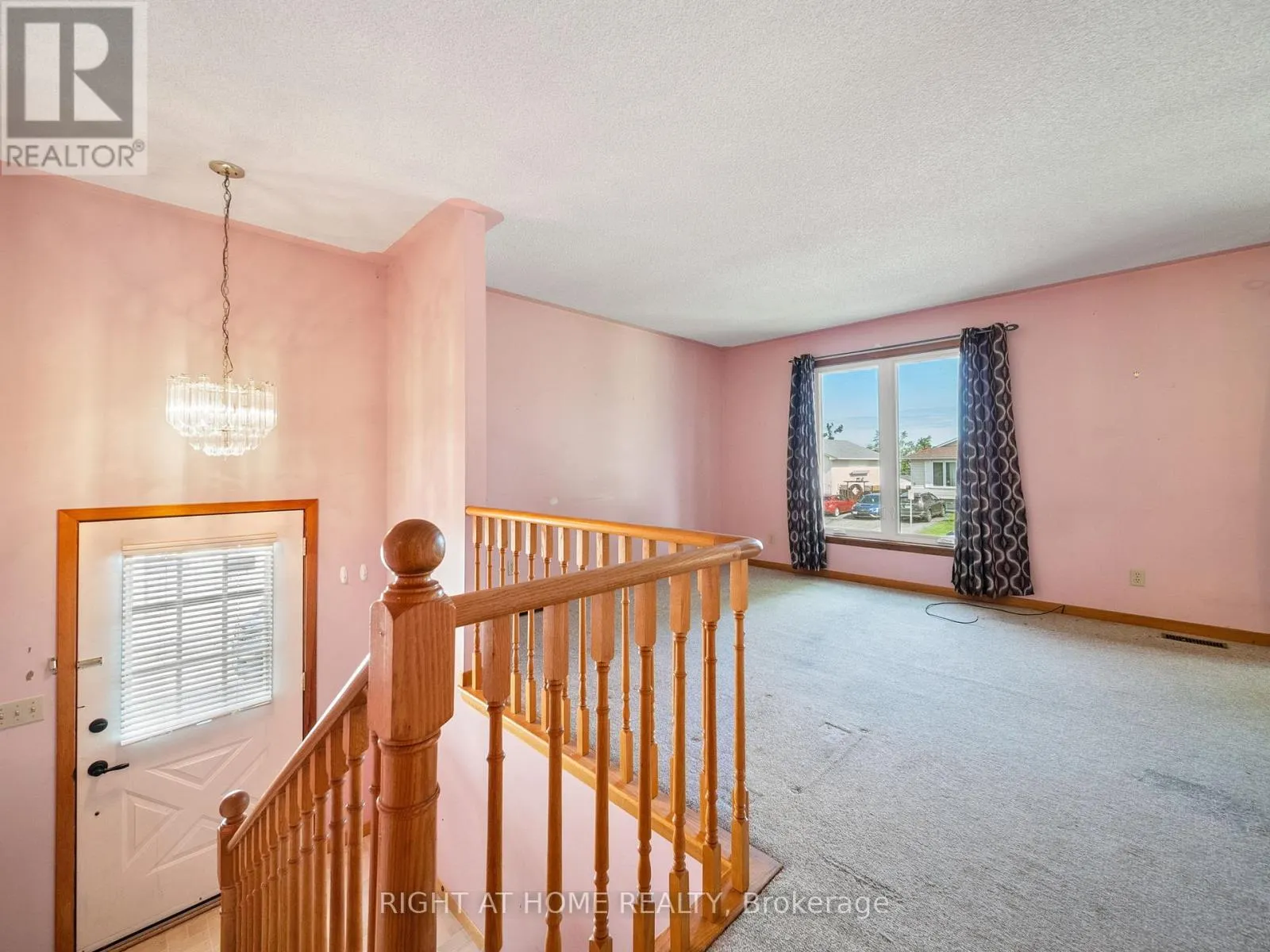 8 CHRISTINE PLACE