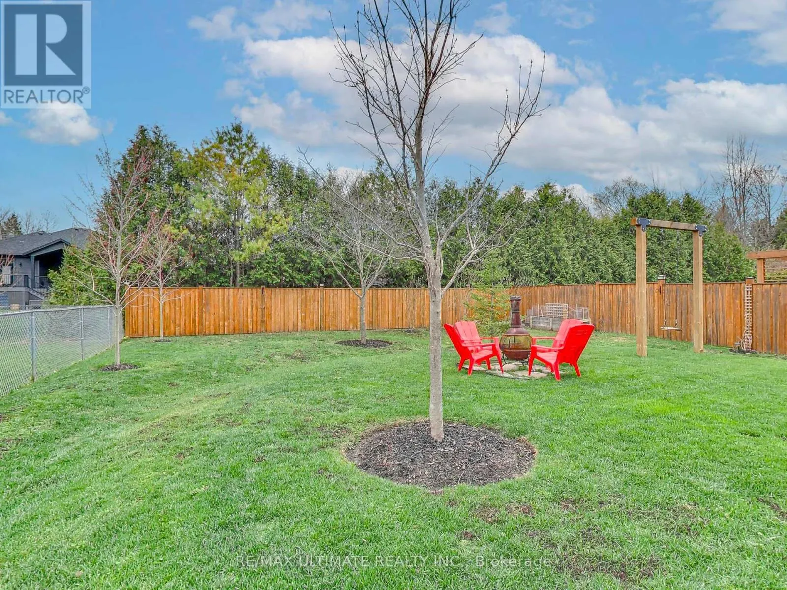 121 LILY DRIVE