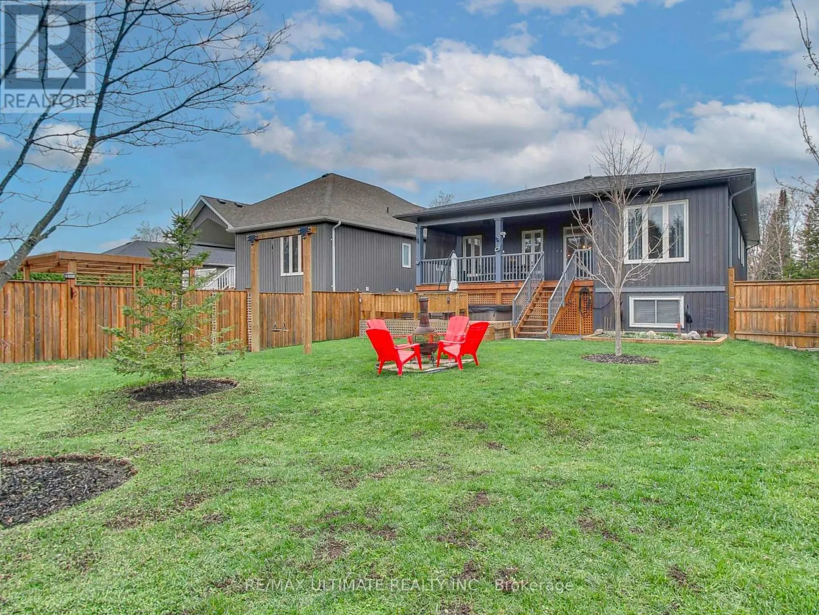 121 LILY DRIVE