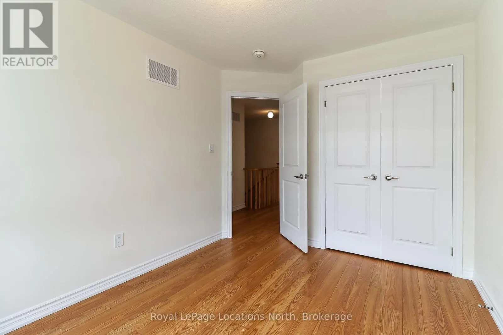 6 DURHAM AVENUE