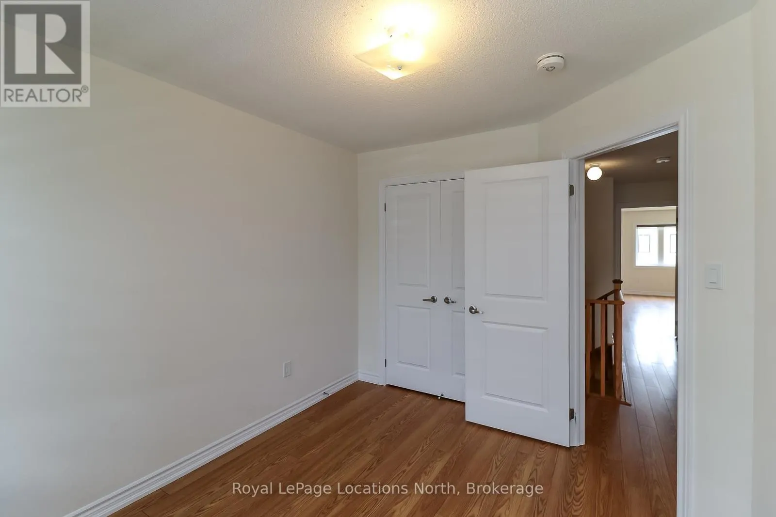 6 DURHAM AVENUE