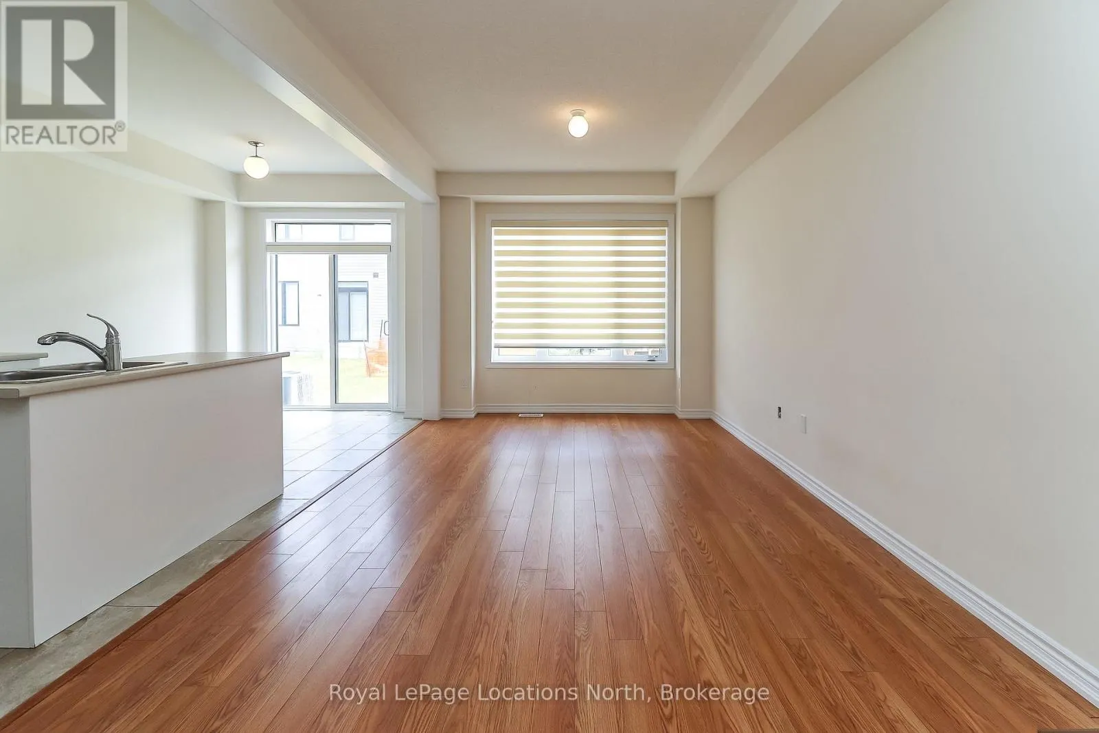 6 DURHAM AVENUE