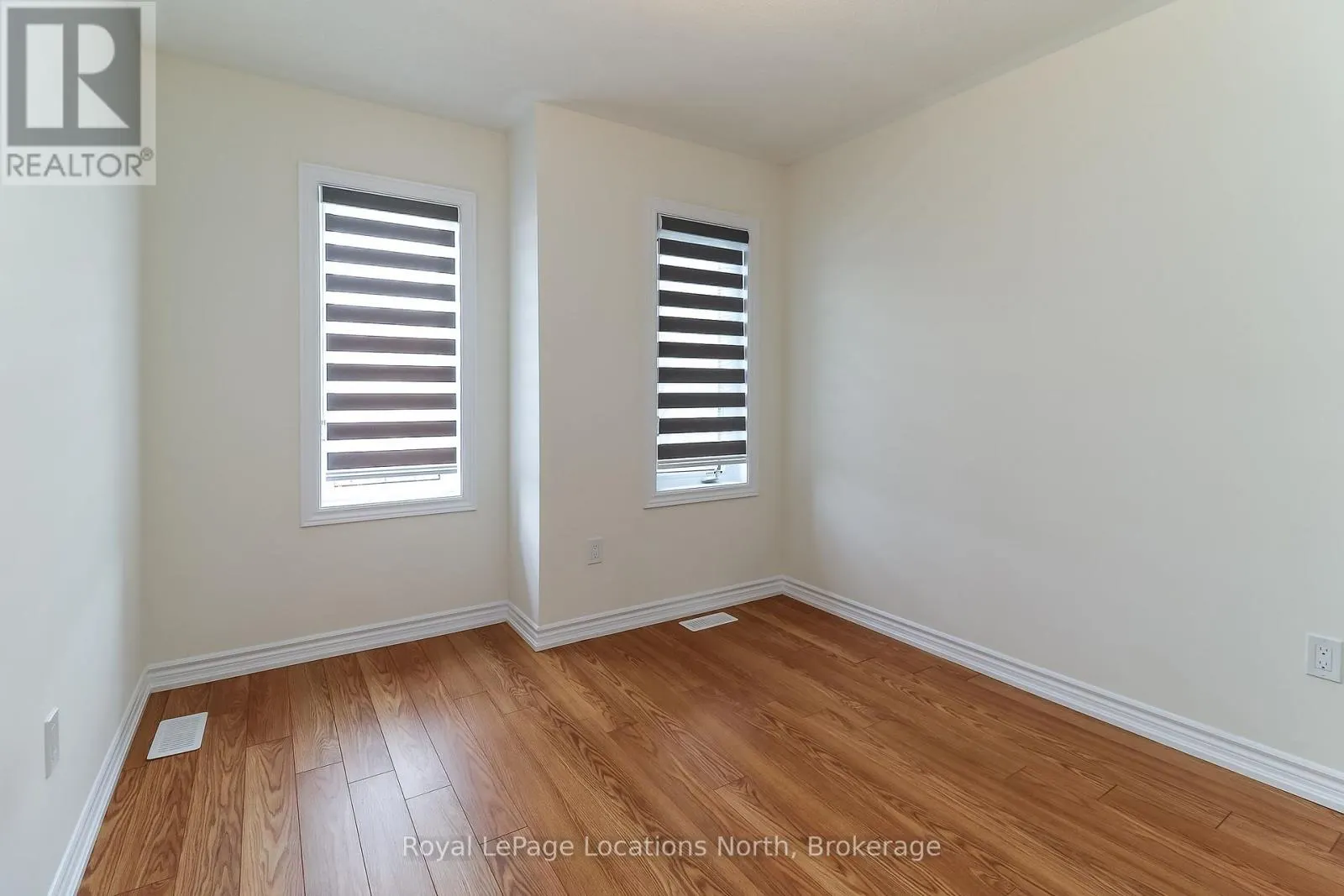 6 DURHAM AVENUE