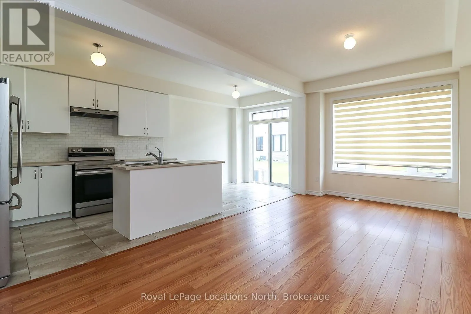 6 DURHAM AVENUE