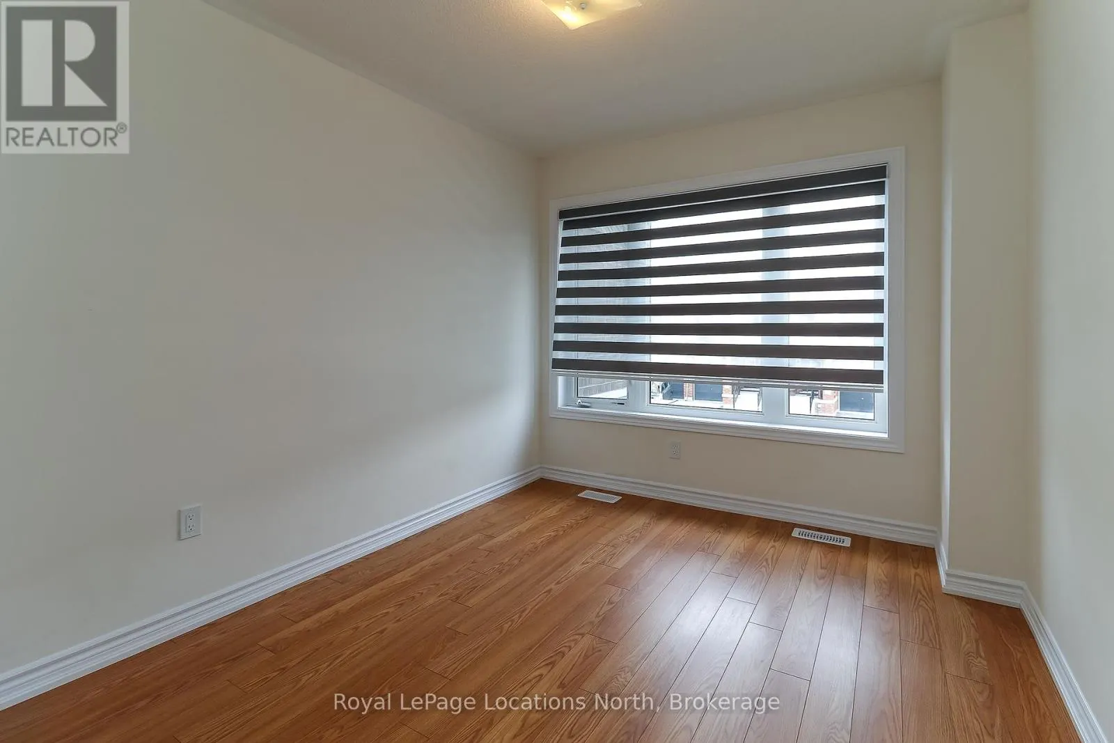 6 DURHAM AVENUE