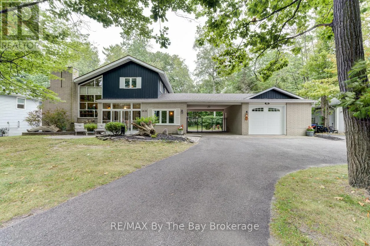1819 RIVER ROAD W