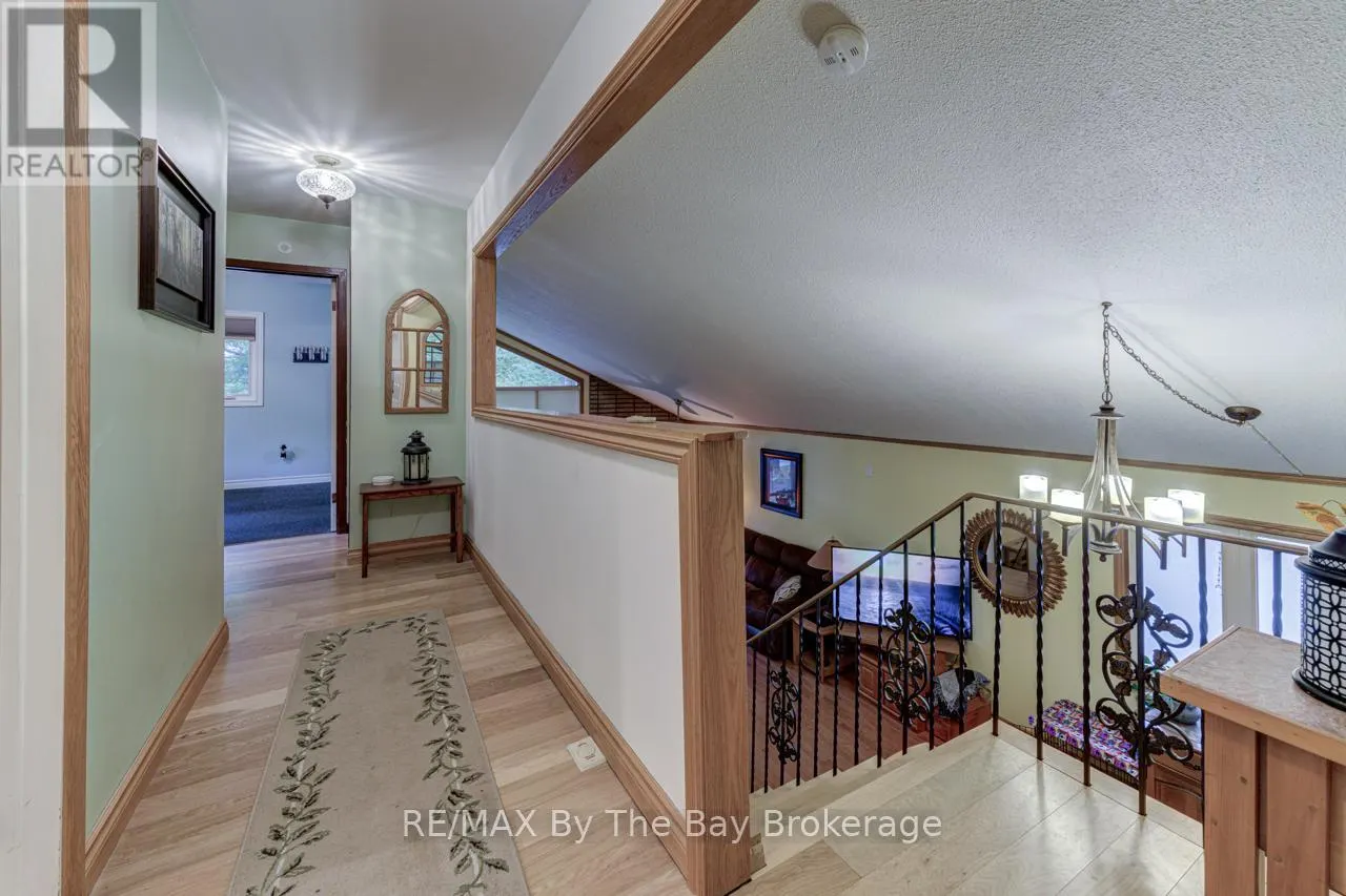 1819 RIVER ROAD W