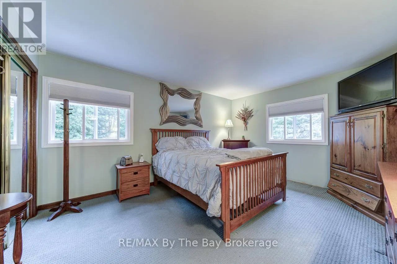 1819 RIVER ROAD W
