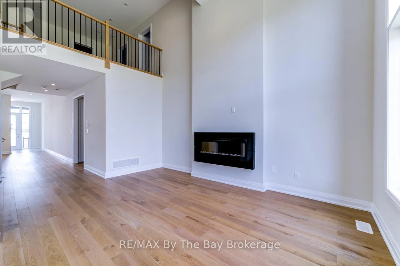 11 SUN VALLEY AVENUE