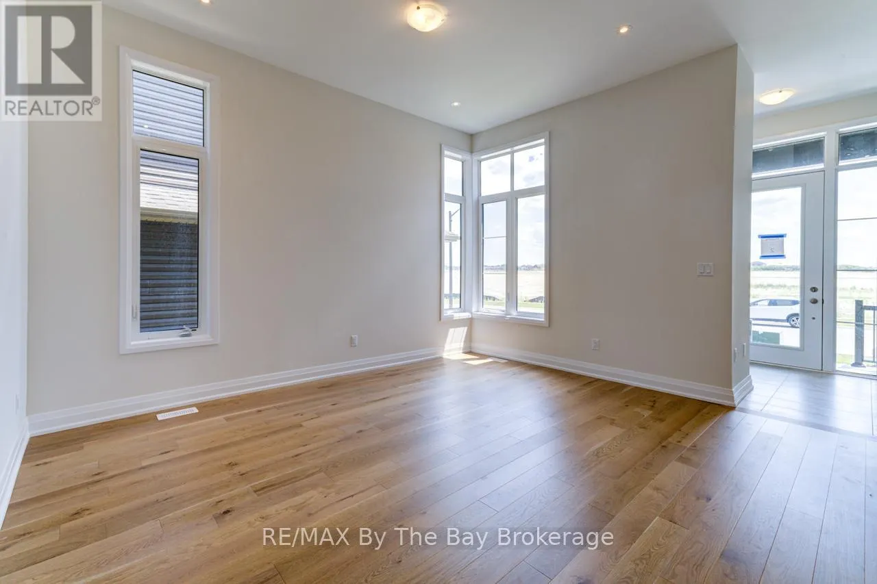 11 SUN VALLEY AVENUE