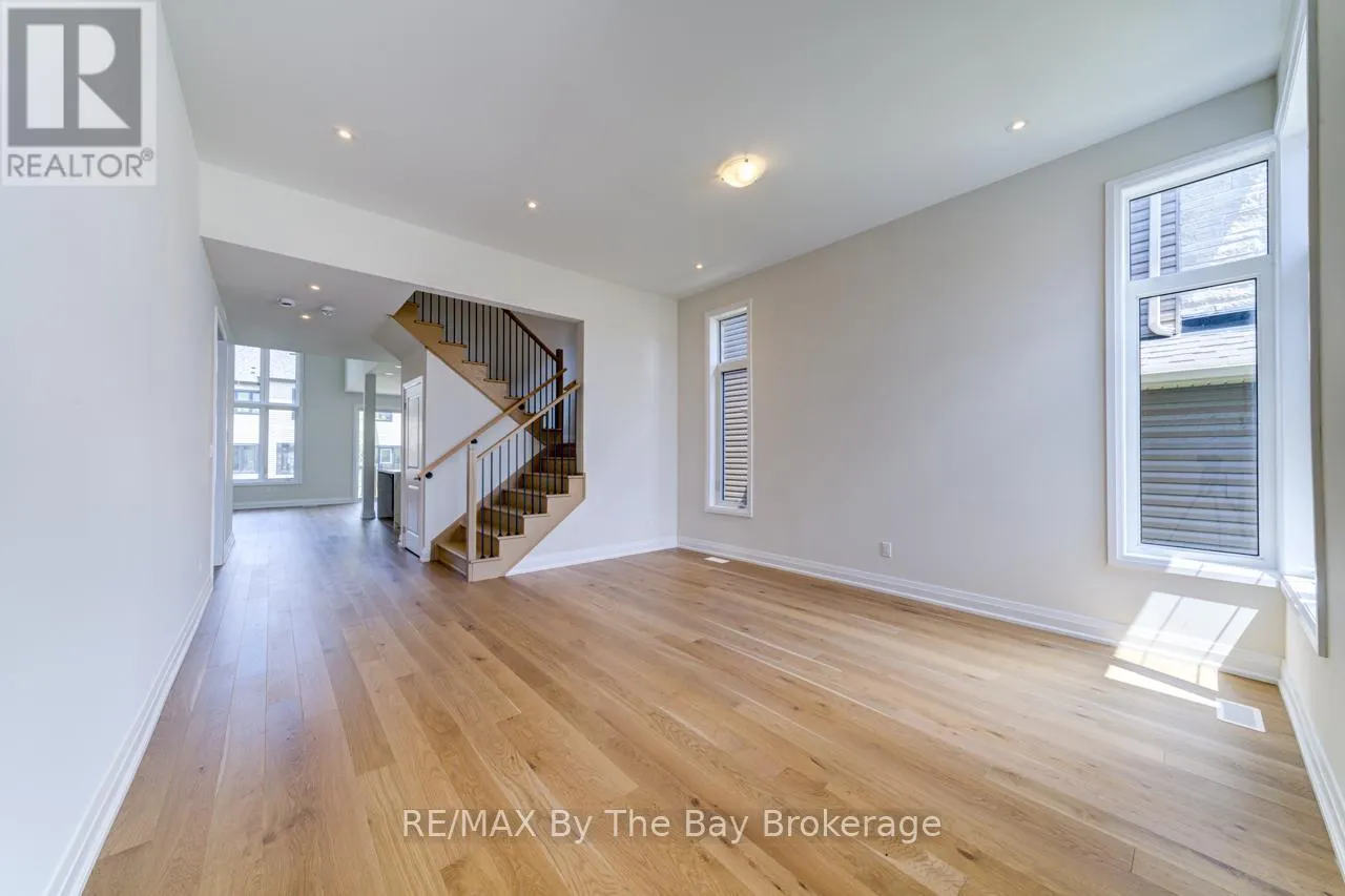 11 SUN VALLEY AVENUE
