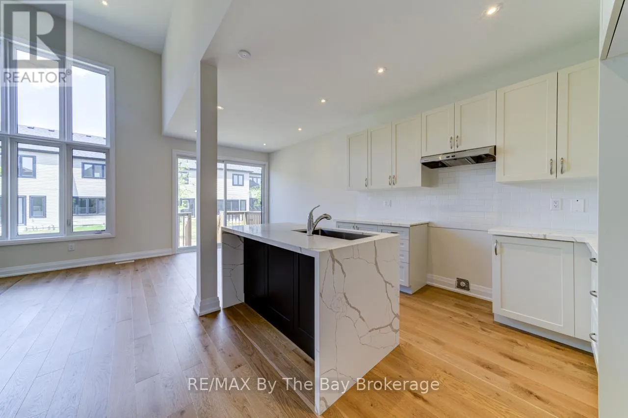 11 SUN VALLEY AVENUE