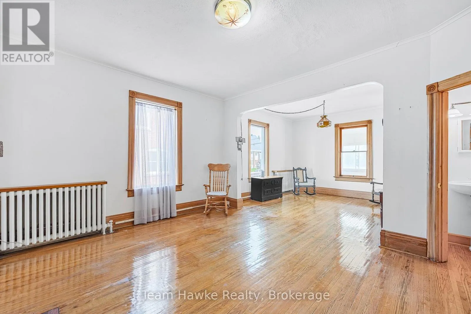 344 MIDLAND AVENUE