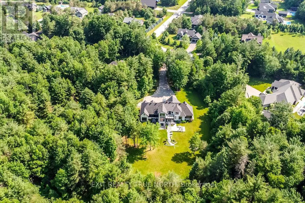 4 SYCAMORE CIRCLE