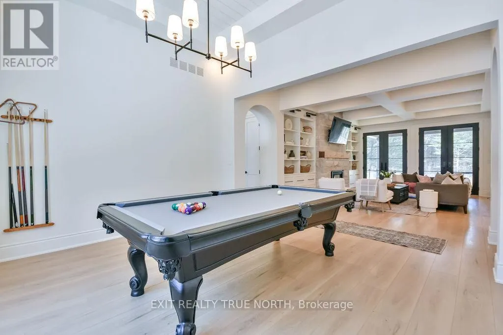 4 SYCAMORE CIRCLE