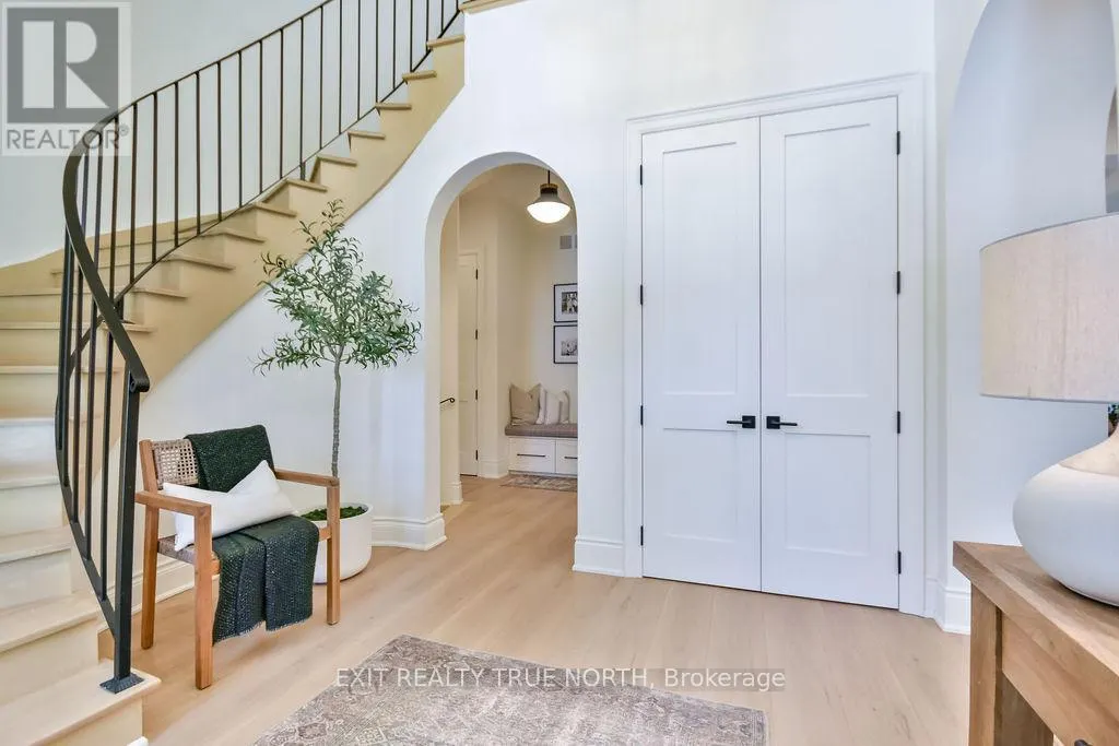 4 SYCAMORE CIRCLE