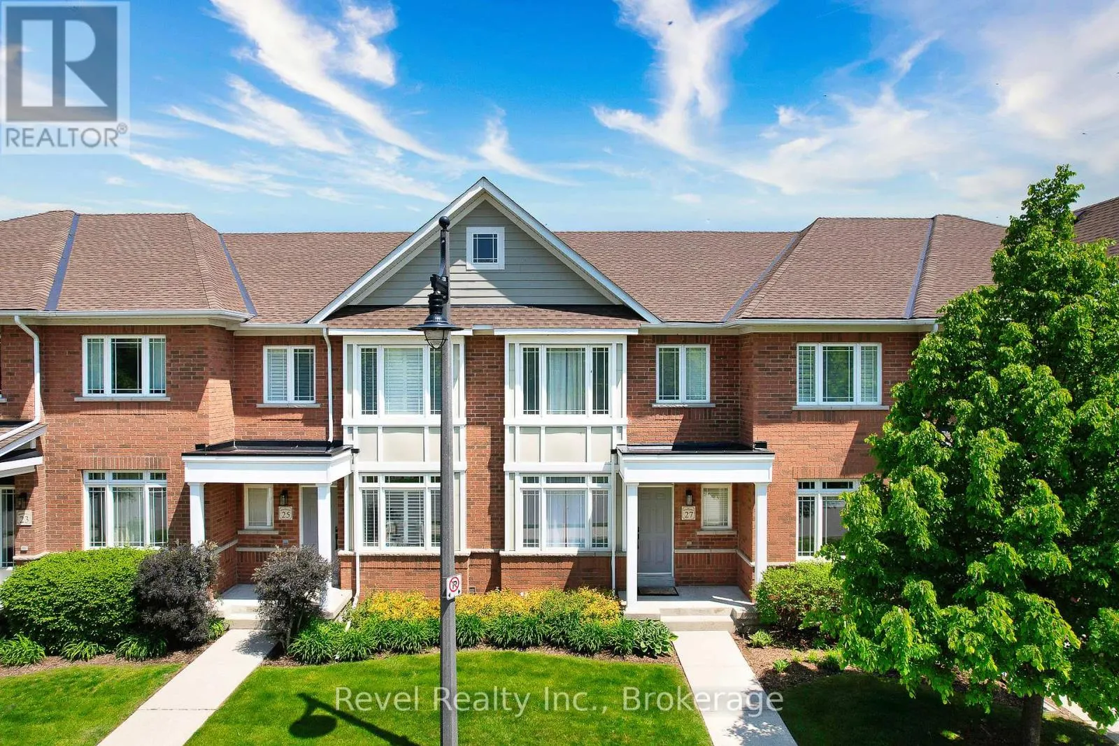 25 NORTH MAPLE STREET