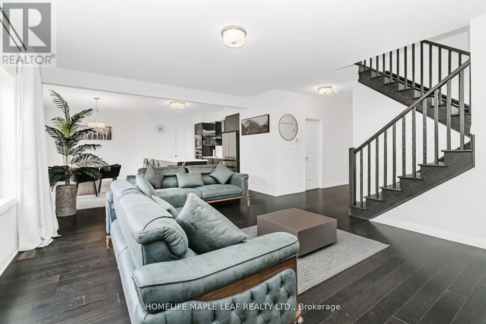 3153 SEARIDGE STREET