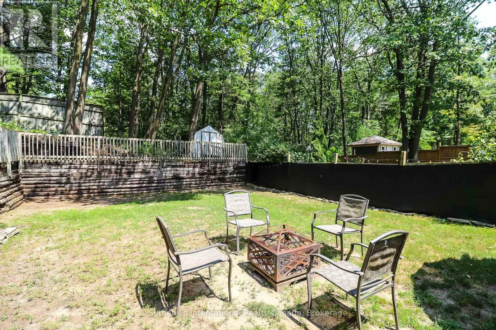 33 PARKWOOD DRIVE