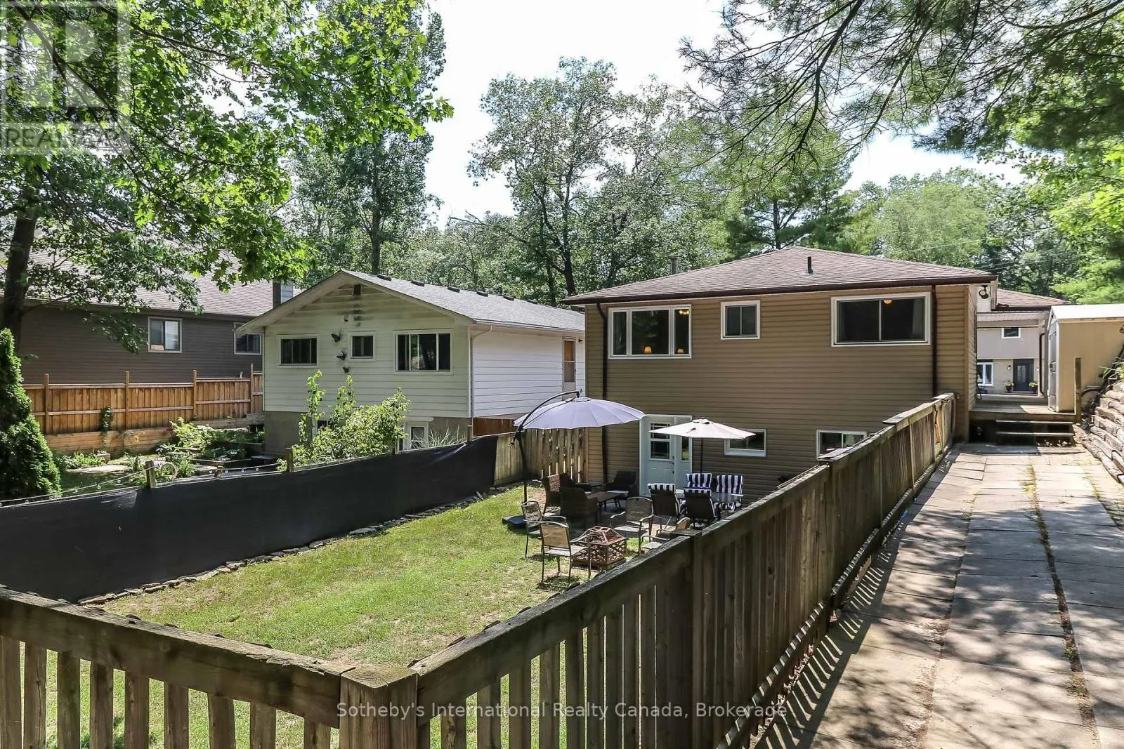 33 PARKWOOD DRIVE