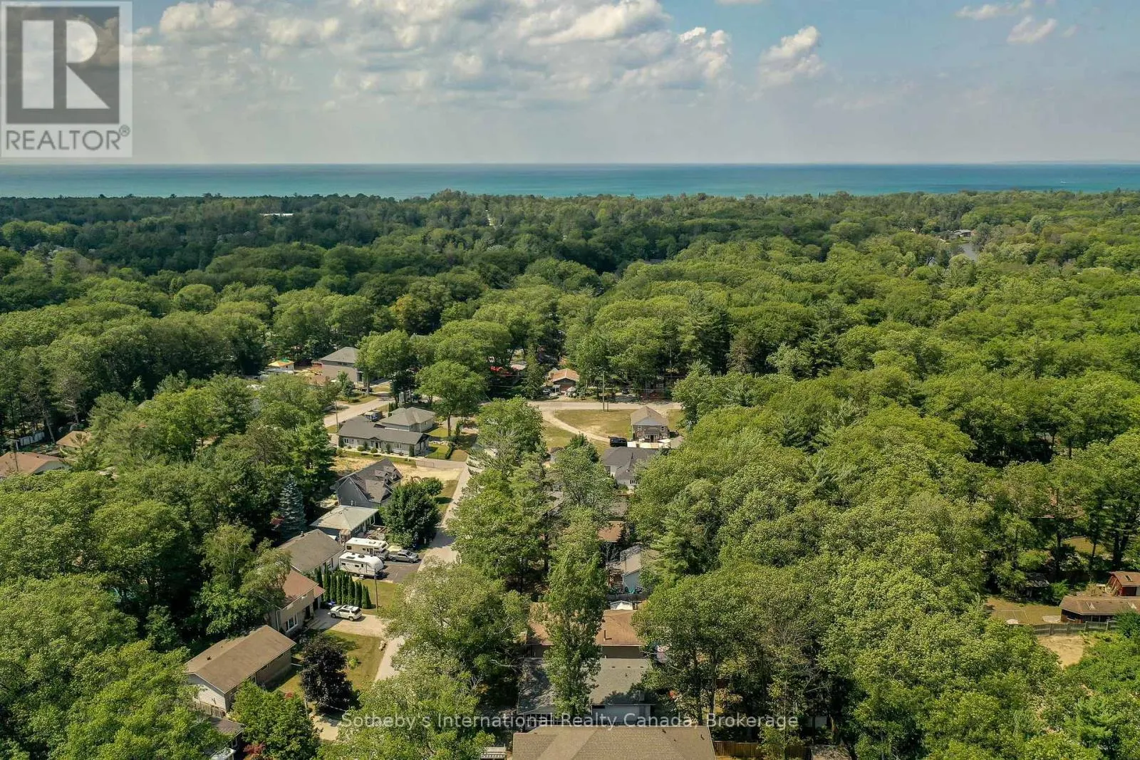 33 PARKWOOD DRIVE