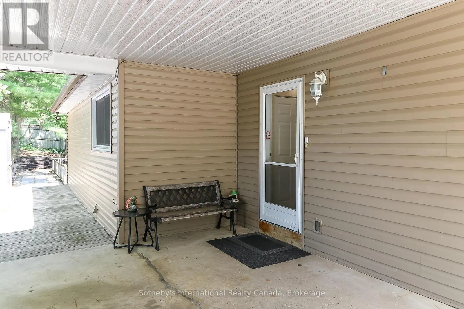 33 PARKWOOD DRIVE