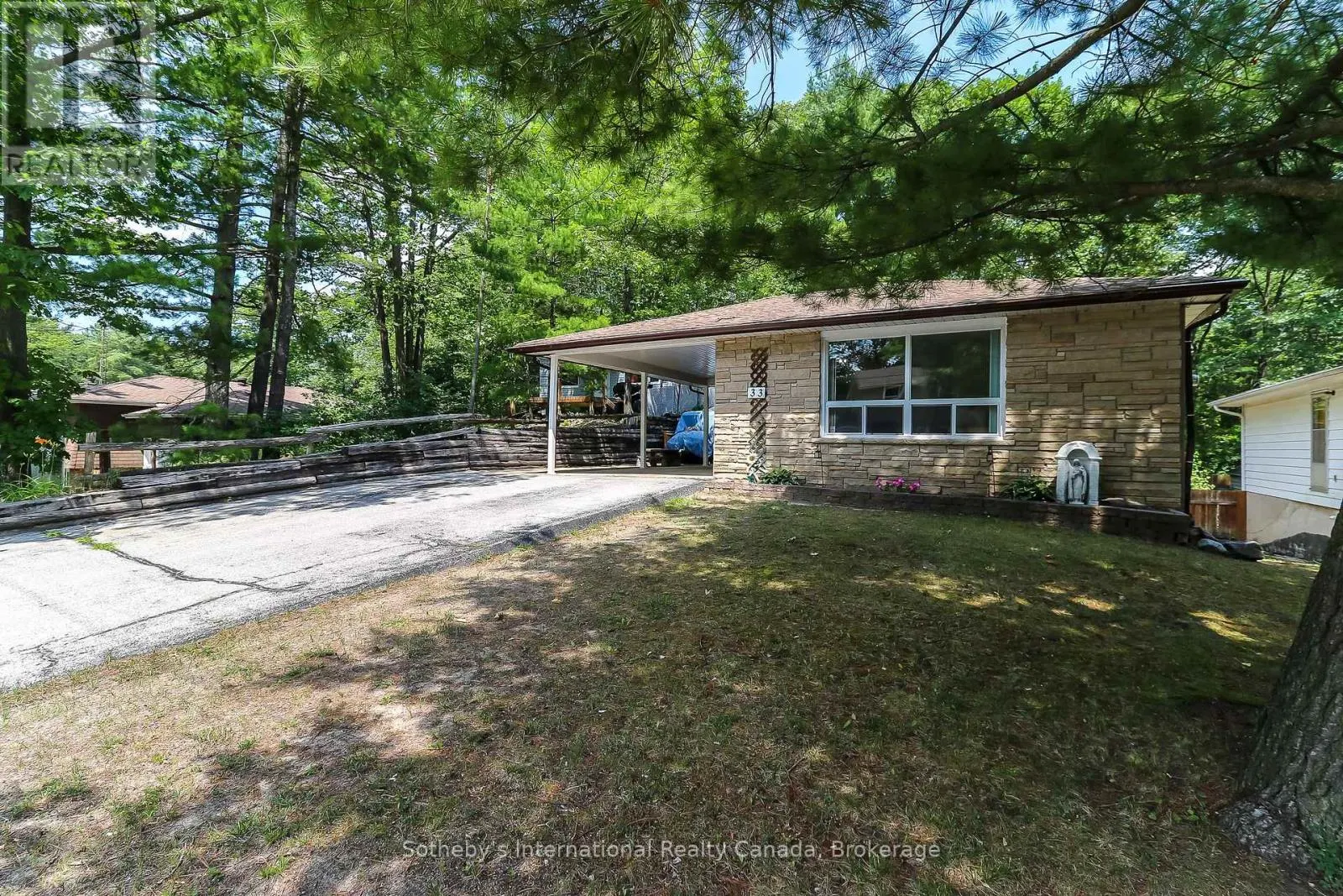 33 PARKWOOD DRIVE