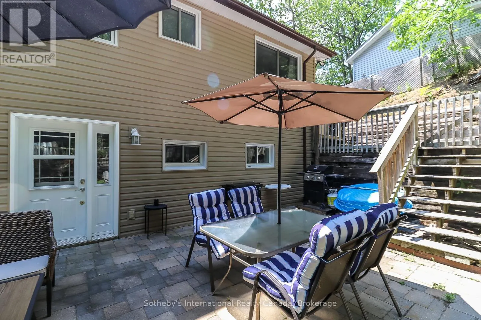 33 PARKWOOD DRIVE