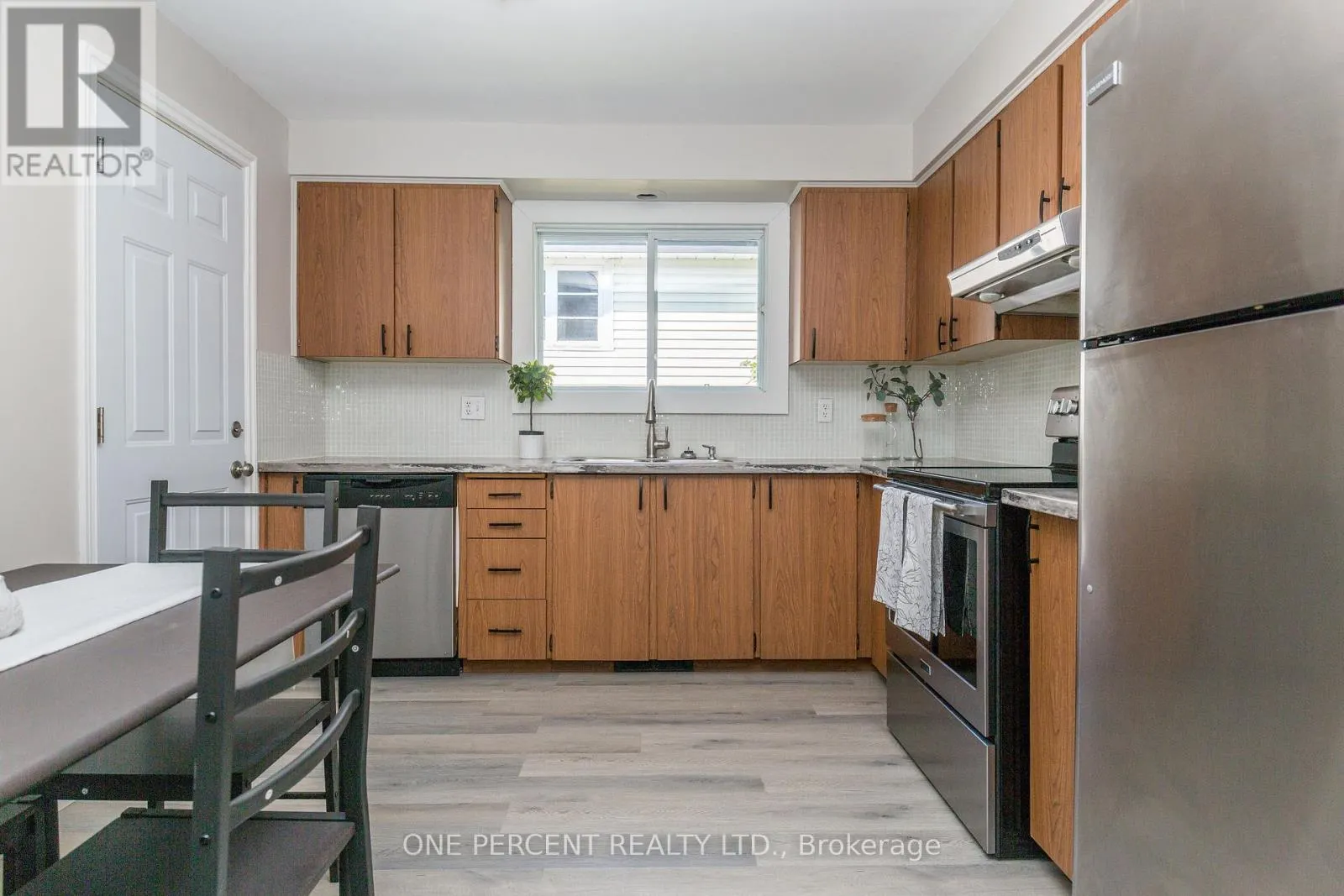 55 FITTONS ROAD E