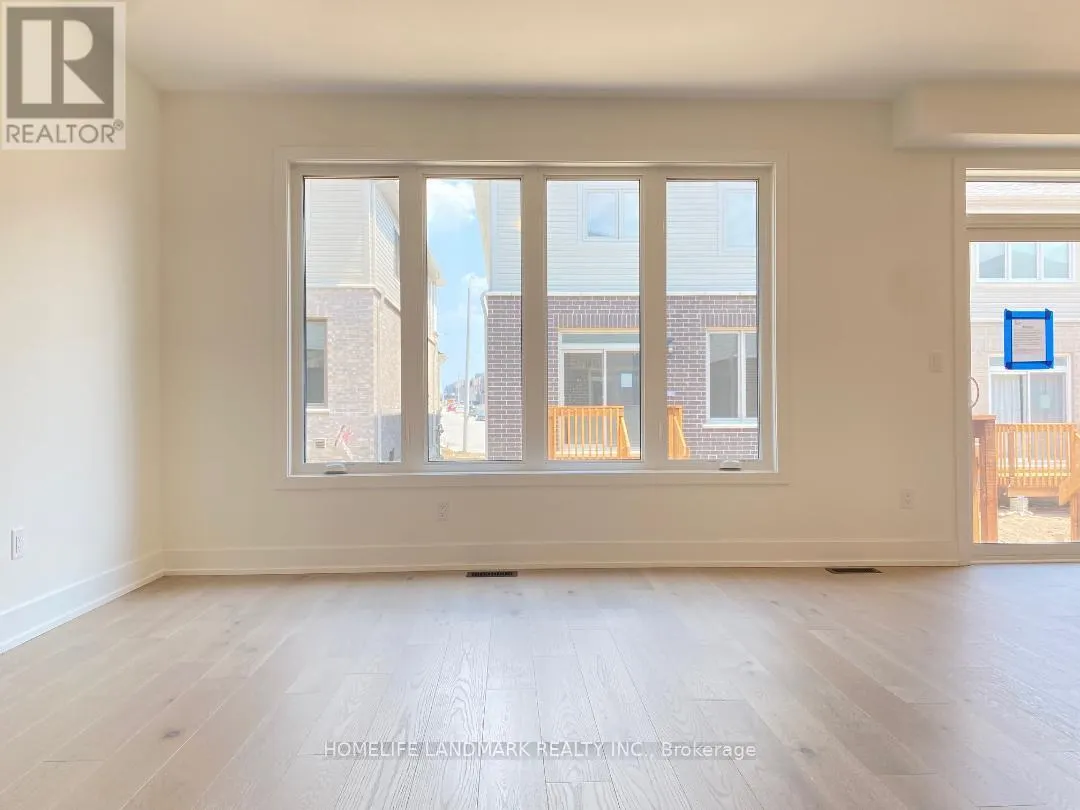 32 WEST OAK TRAIL