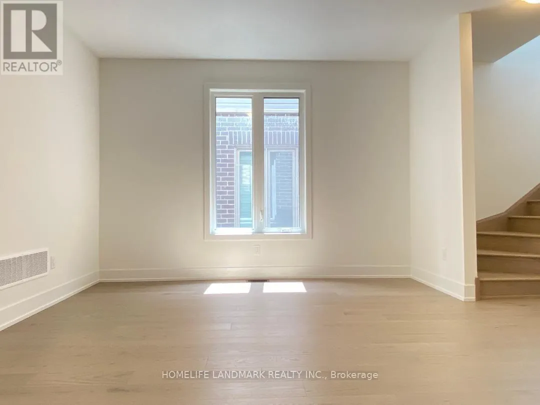 32 WEST OAK TRAIL