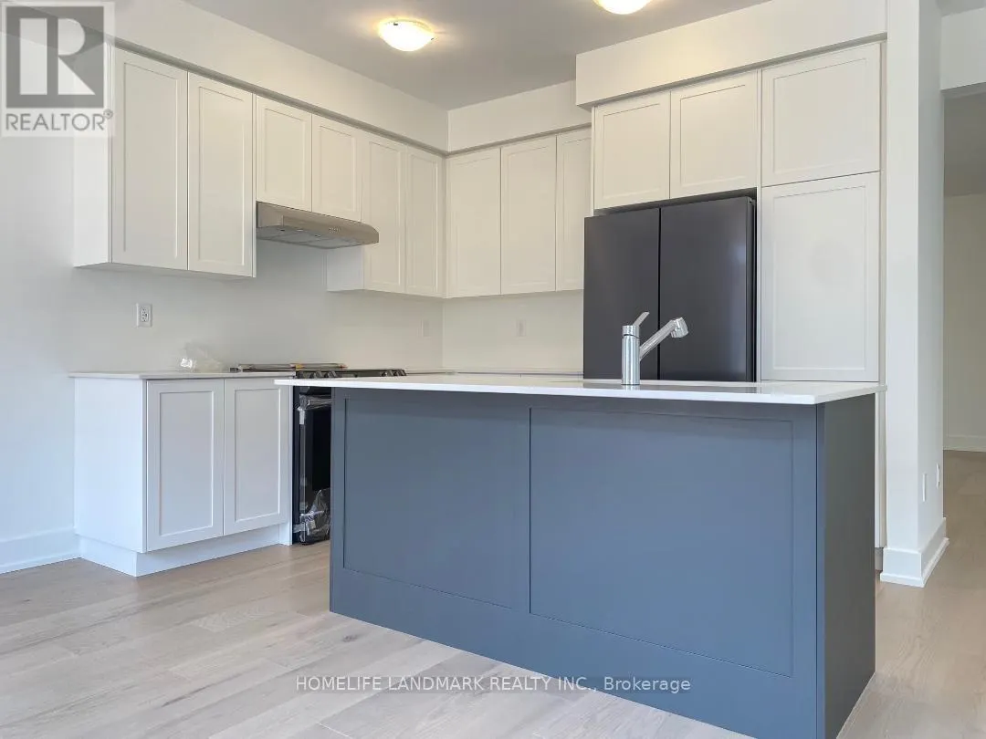 32 WEST OAK TRAIL