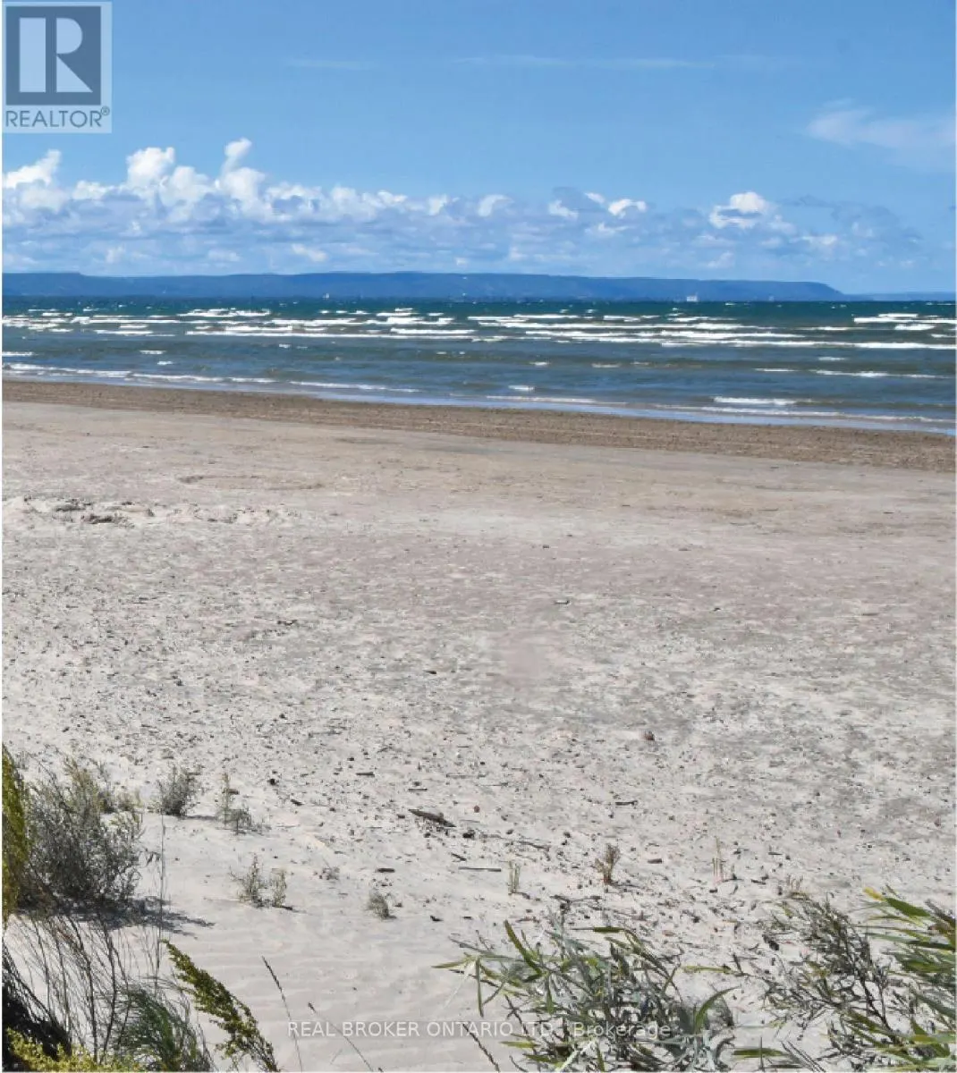 281 RIVER ROAD EAST