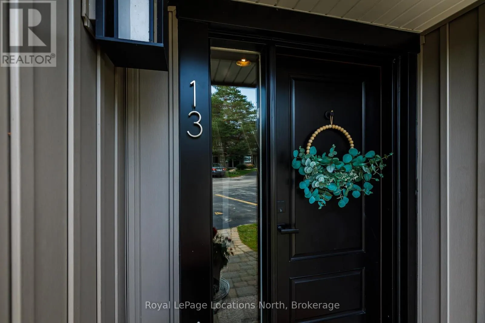 13 - 5 HARBOUR STREET E, #13
