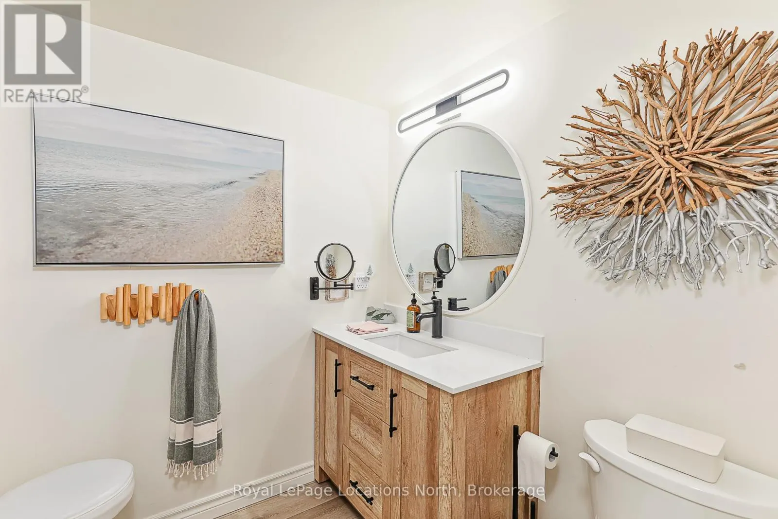 13 - 5 HARBOUR STREET E, #13