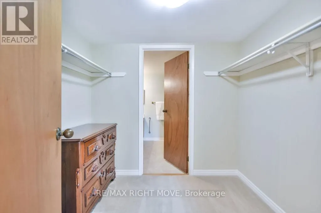 101 - 95 MATCHEDASH STREET N