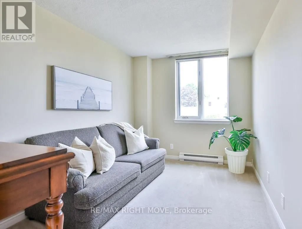 101 - 95 MATCHEDASH STREET N