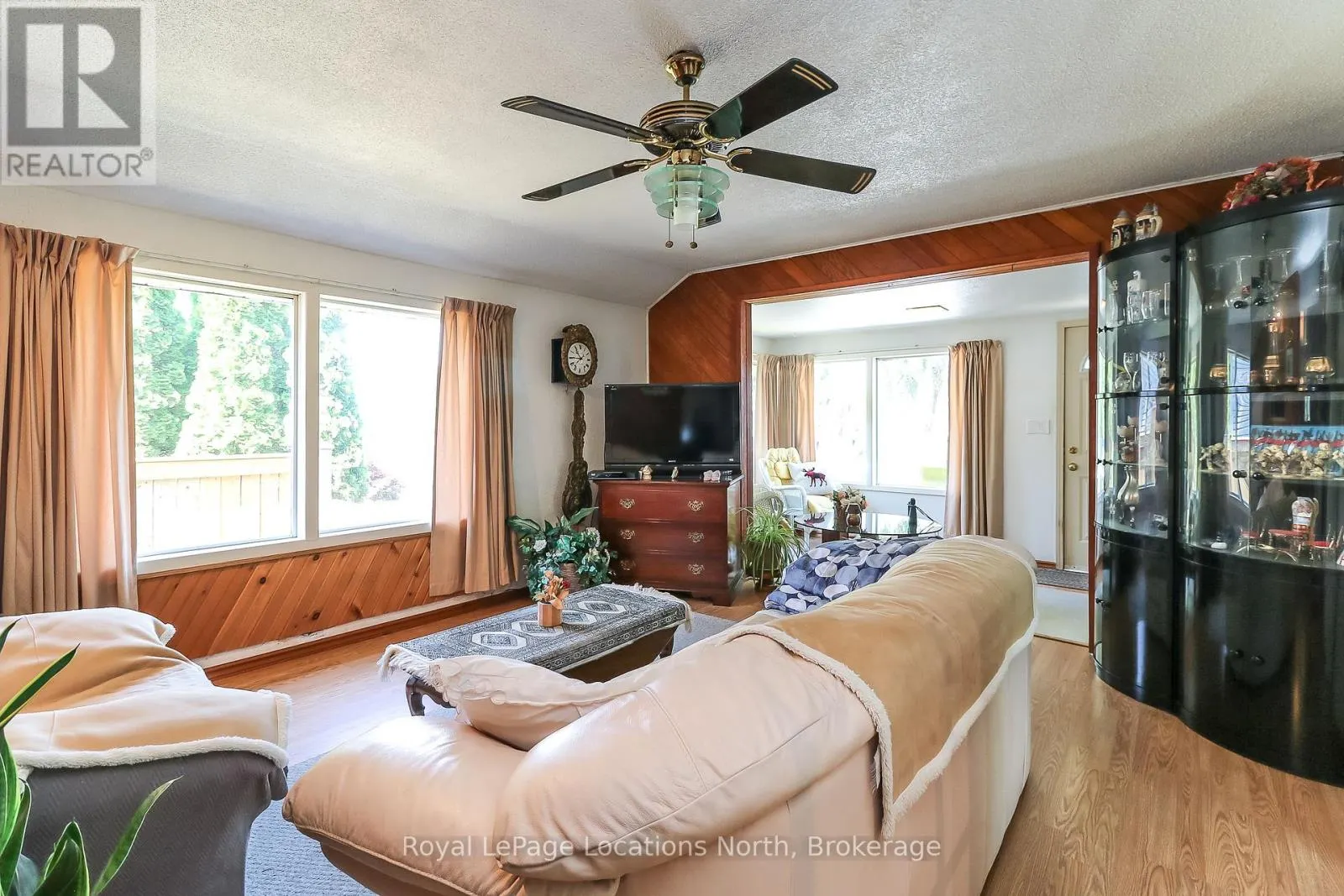 1320 RIVER ROAD W