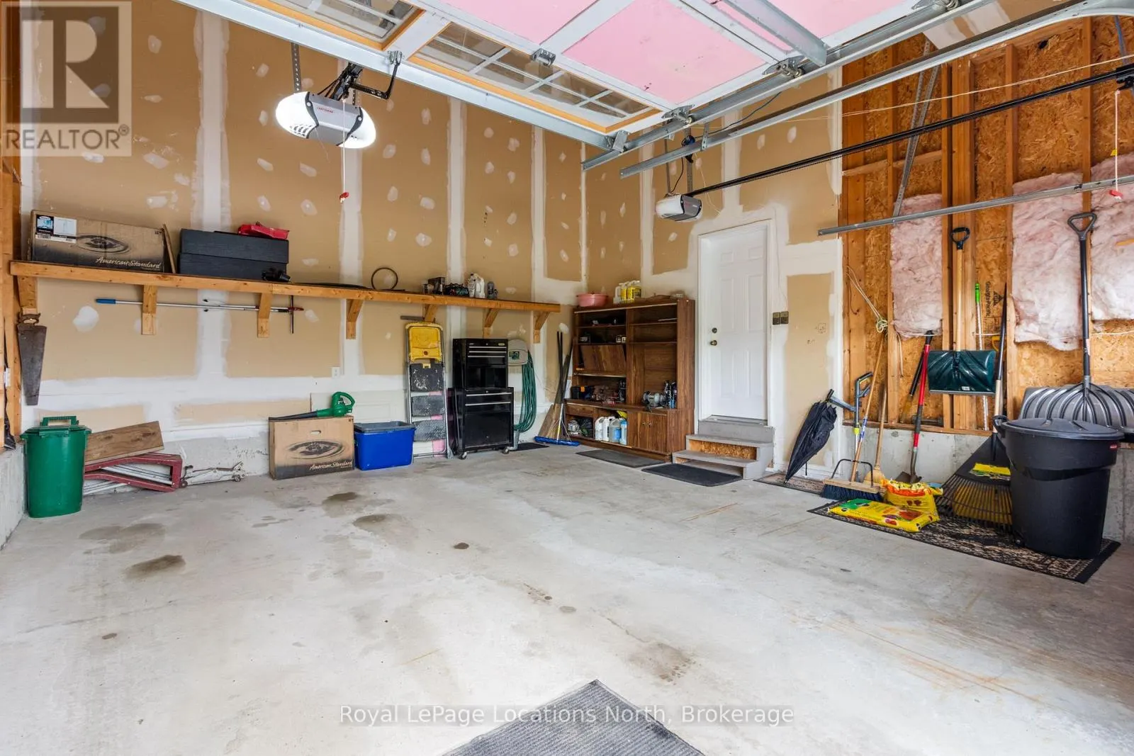 8 BROADPOINT STREET