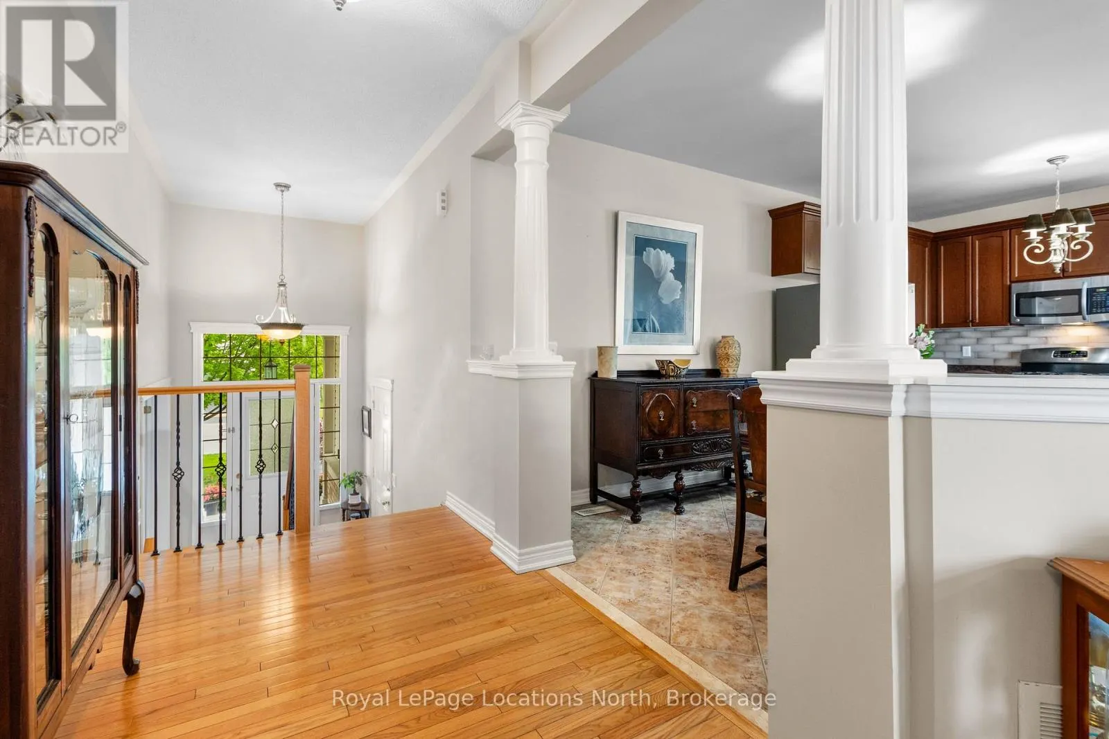 8 BROADPOINT STREET