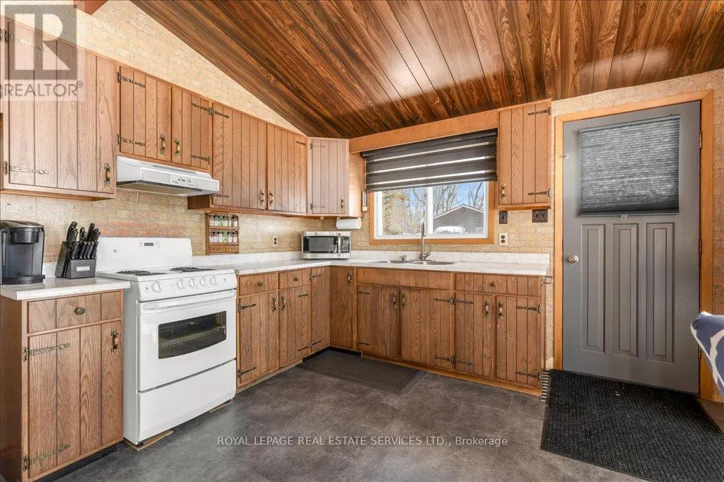 1129 CONCESSION ROAD 9