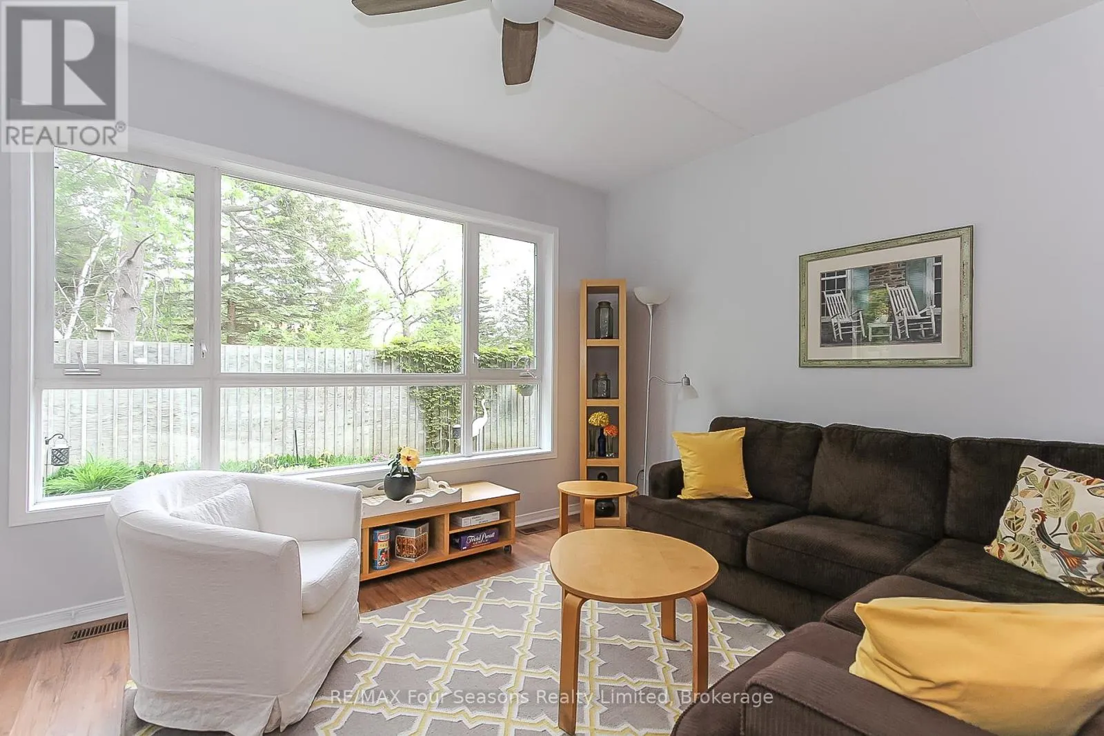 919 CEDAR POINTE COURT